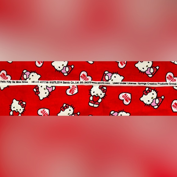 Hello Kitty “Be Mine” 2014 Sanrio Cotton Retired Fabric Print - Rare! - Picture 3 of 6